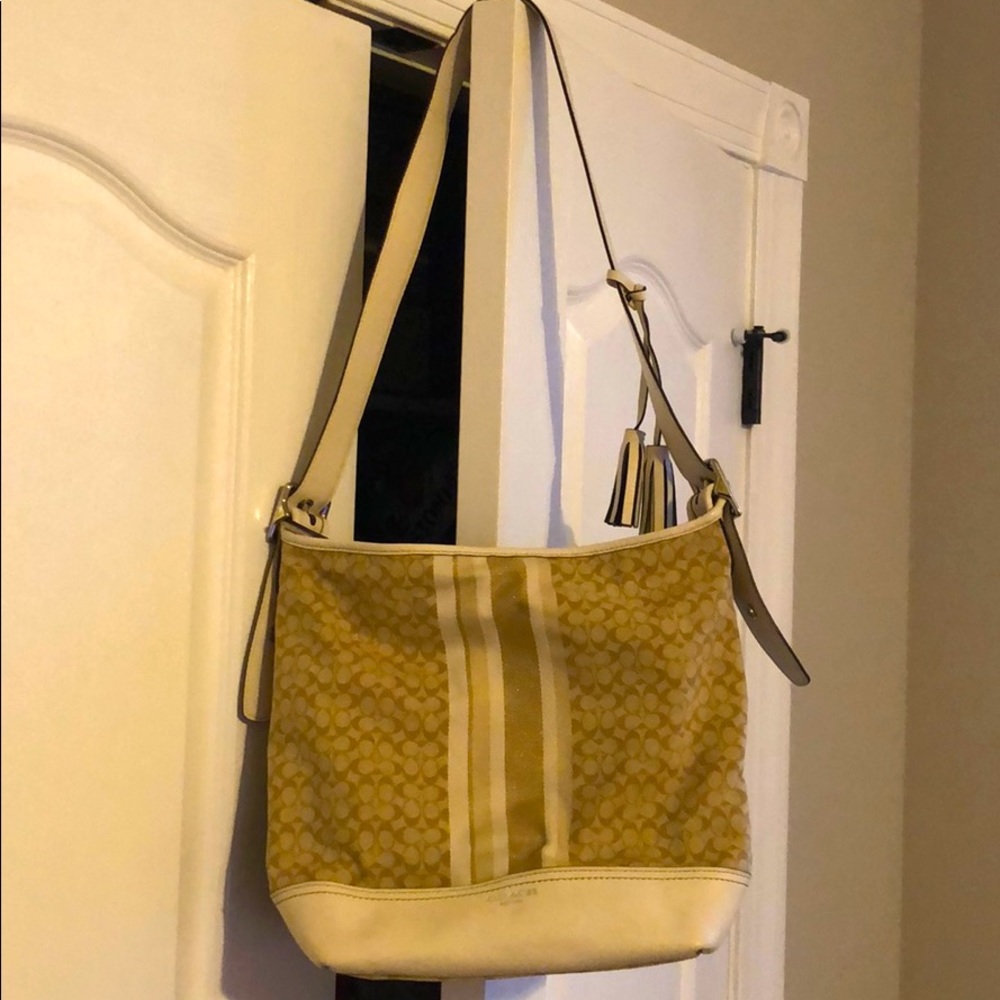 Coach shoulder bag